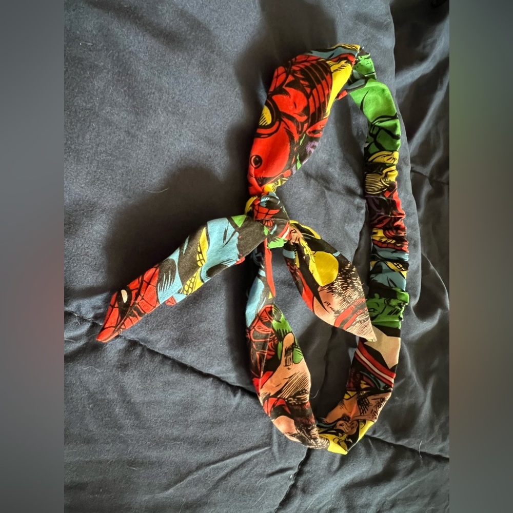 Handmade Marvel Avengers Hairband / Headband (w/ bow /knot on top of head)